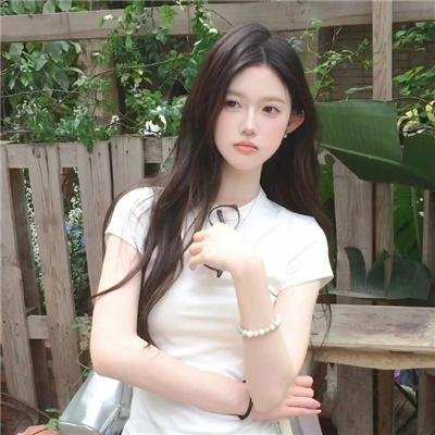绿野红鸾